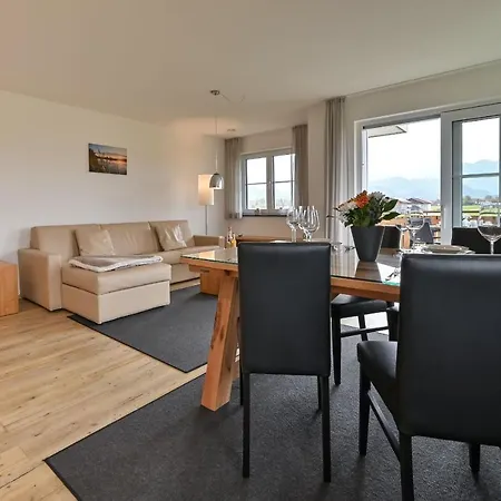 Апартаменты Landhaus Am See *